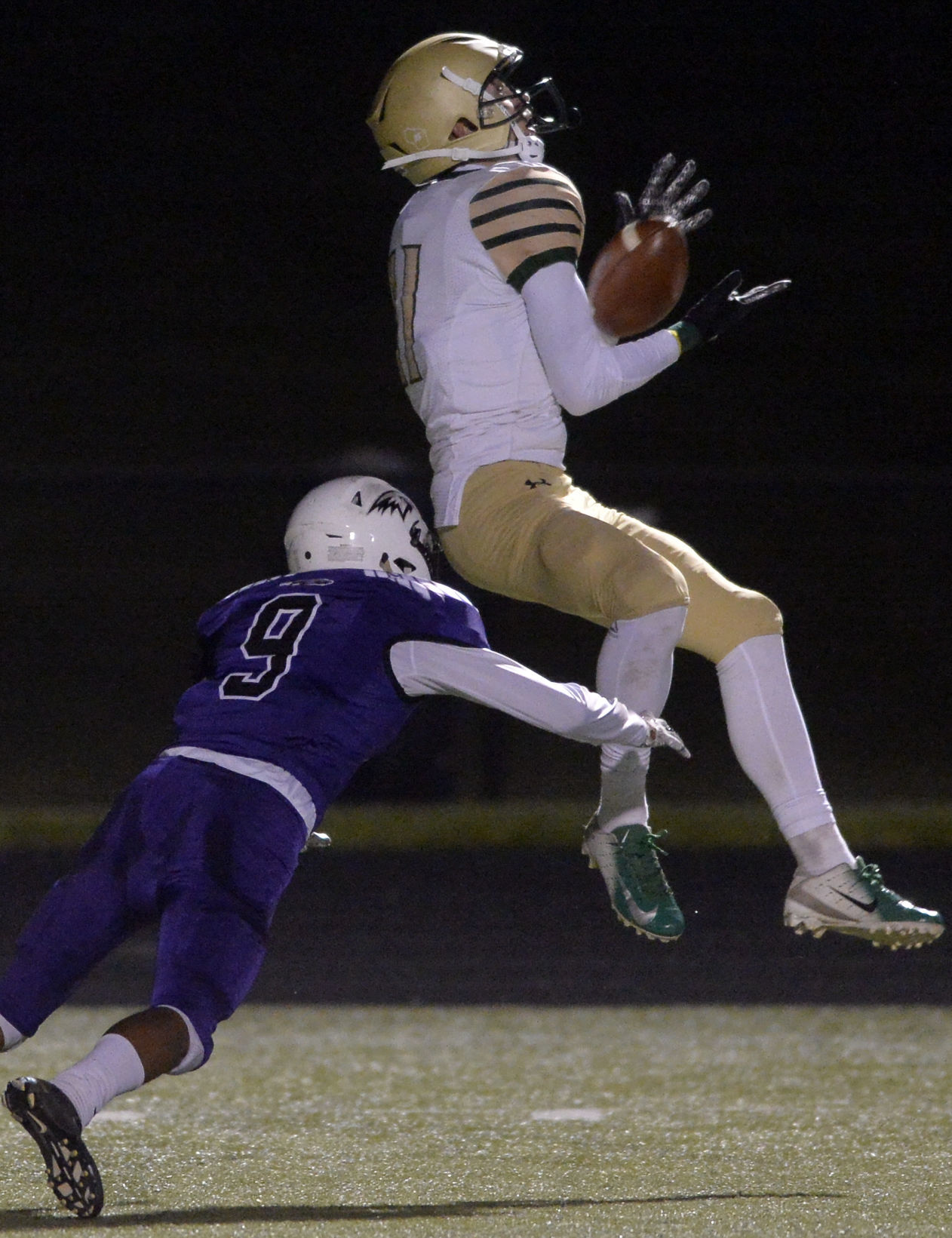 FOOTBALL INDIAN TRAIL